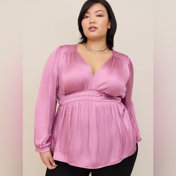 Torrid Mauve Peplum Satin Smocked Waist Top V-Neck Size 3X - Picture 1 of 8
